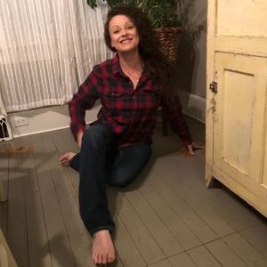 Meet your Posher, Dena